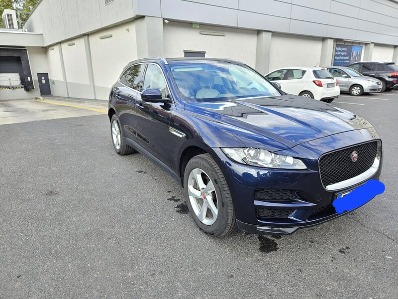 Jaguar F-Pace